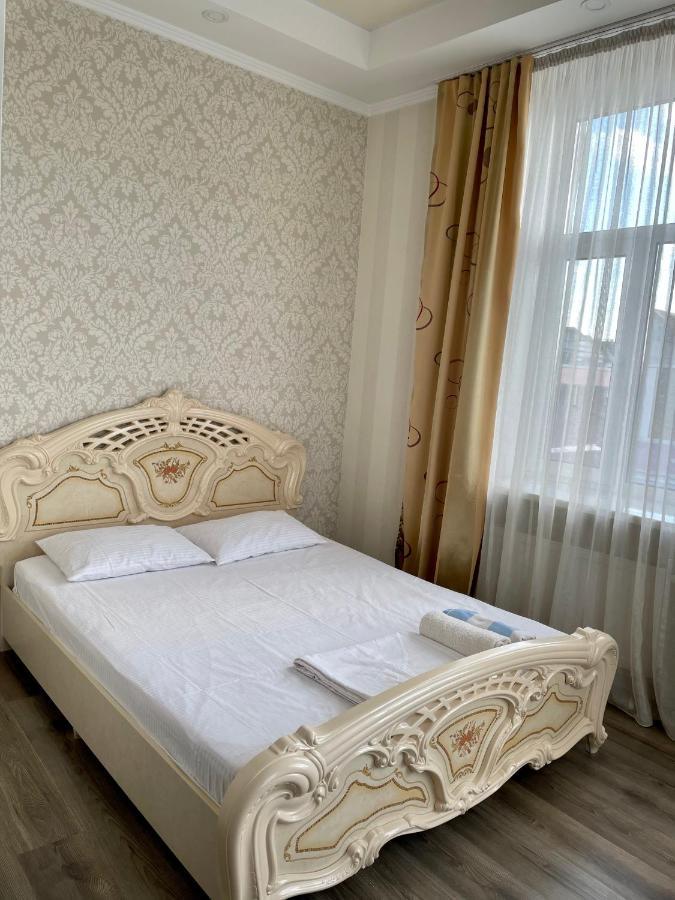 Apartment Studio -Біля Вокзалу-Недалеко Від Центру-Городоцька 151 Lviv Dış mekan fotoğraf